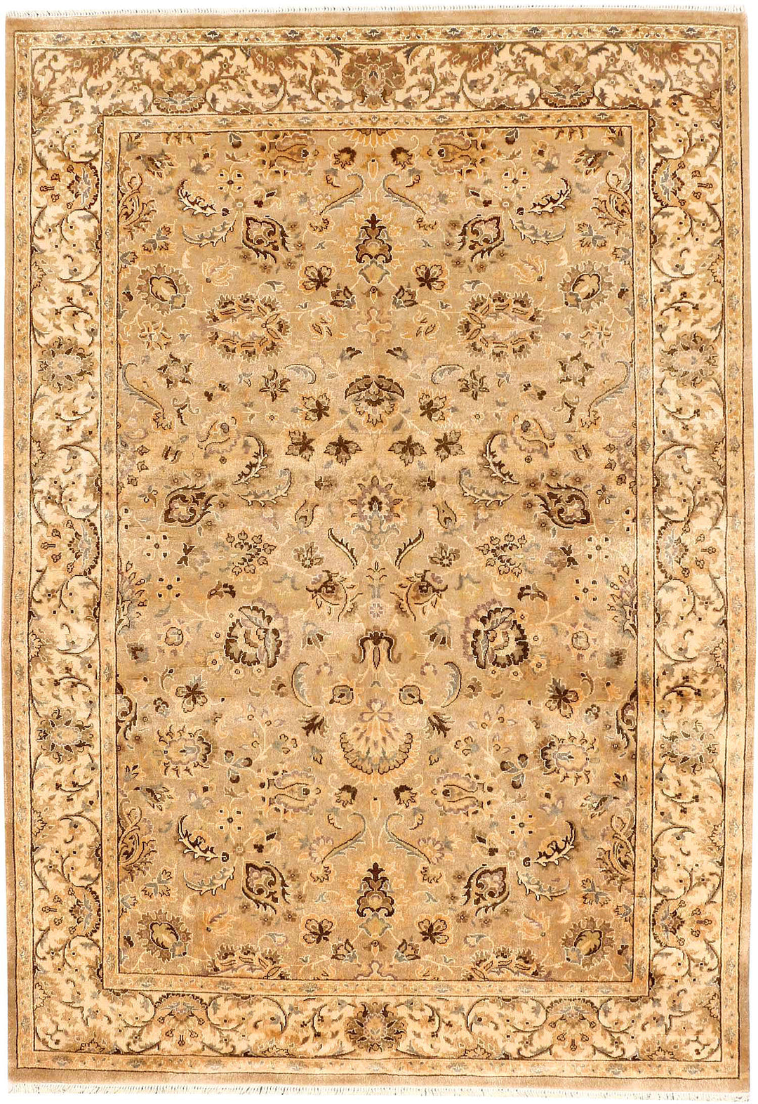 White Mahal Rug 4' 1" x 5' 11" Hand-Knotted