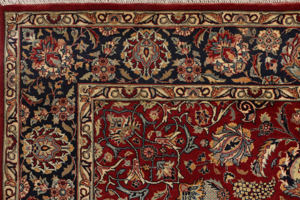 Firebrick Isfahan 4' 6 x 6' 11 - No. 52342 - ALRUG Rug Store