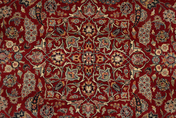 Firebrick Isfahan 4' 6 x 6' 11 - No. 52342 - ALRUG Rug Store
