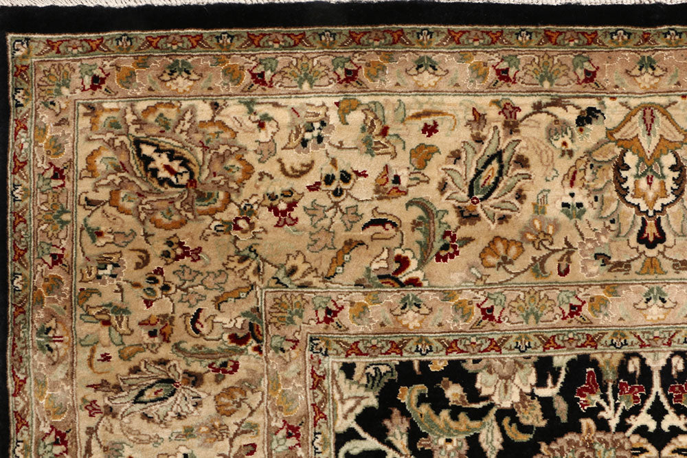 Black Mahal 4' 5 x 6' 10 - No. 52344 - ALRUG Rug Store