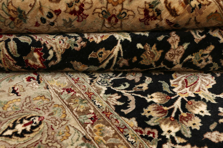 Black Mahal 4' 5 x 6' 10 - No. 52344 - ALRUG Rug Store