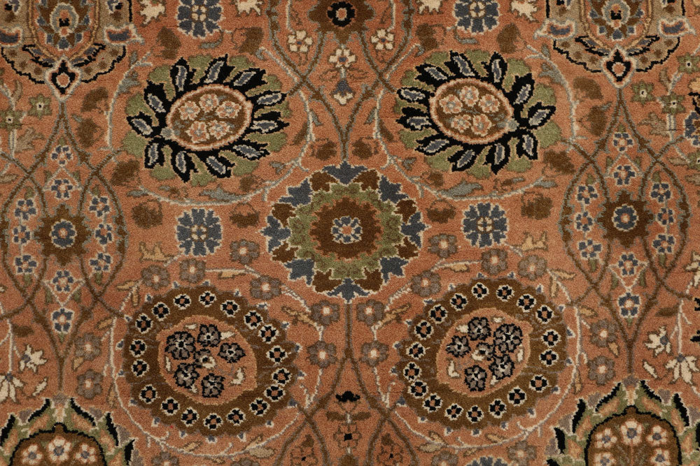 Bisque Sultanabad 4' 7 x 7' 4 - No. 52350 - ALRUG Rug Store
