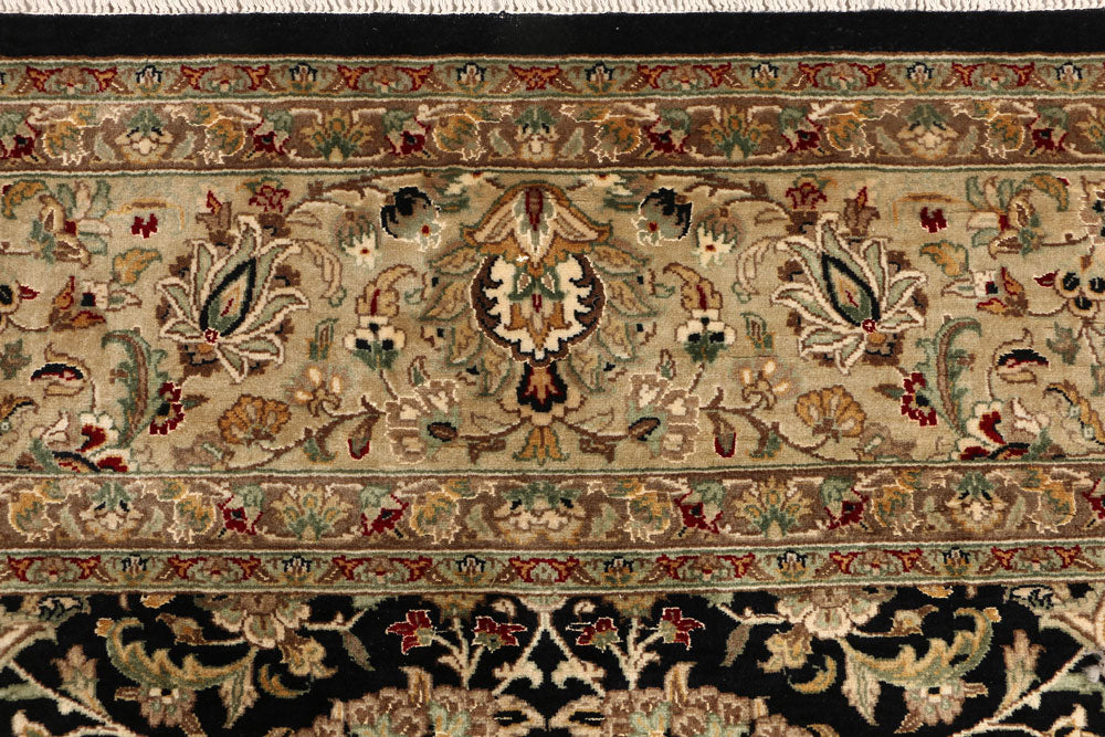 Black Mahal 4' 6 x 7' 2 - No. 52358 - ALRUG Rug Store