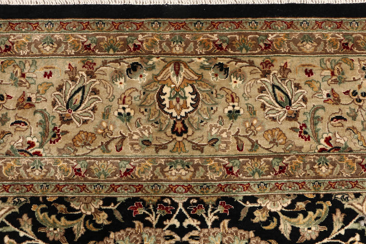 Black Mahal 4' 6 x 7' 2 - No. 52358 - ALRUG Rug Store