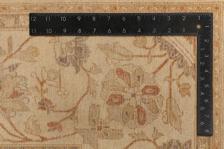 Navajo White Isfahan 5' 1 x 7' 9 - No. 52365 - ALRUG Rug Store