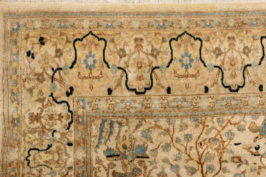 Navajo White Mahal 5'  1" x 6'  7" - No. QA28183