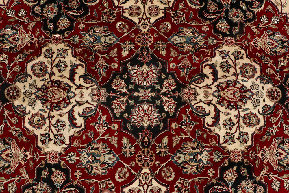 Multi Colored Sultanabad 6' x 9' - No. 52419 - ALRUG Rug Store