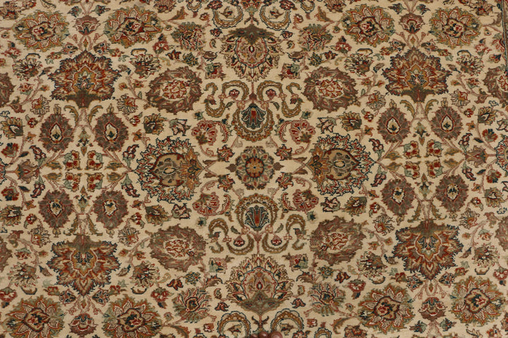 Blanched Almond Mahal 6' 1 x 8' 6 - No. 52422 - ALRUG Rug Store