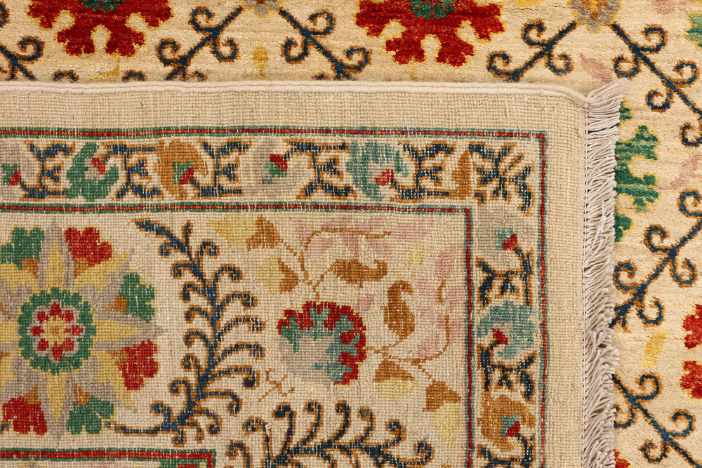 Blanched Almond Mahal 6' 3 x 8' 11 - No. 52431 - ALRUG Rug Store