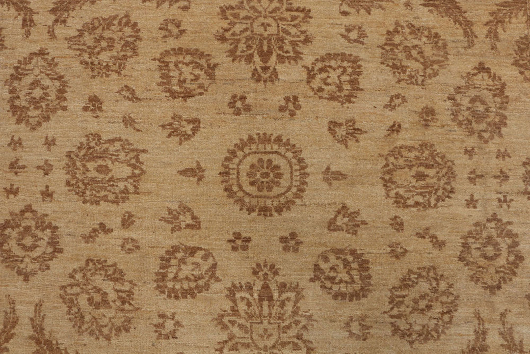 Navajo White Ziegler 5'  7" x 8'  2" - No. QA95249