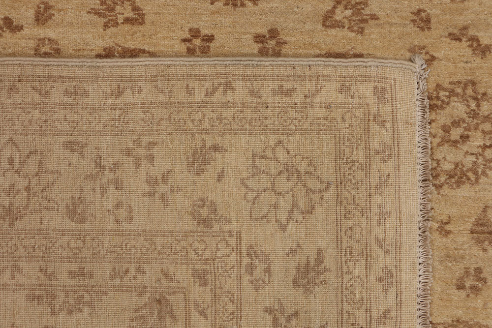 Navajo White Ziegler 5' 7 x 8' 2 - No. 52433 - ALRUG Rug Store