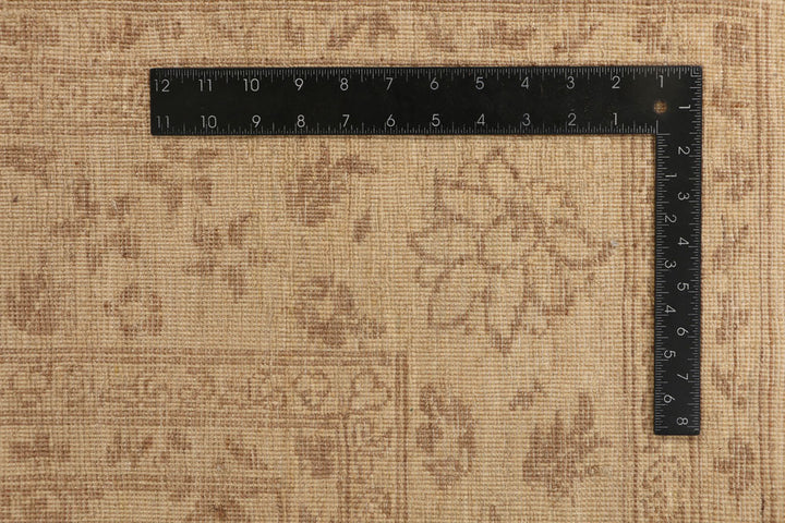 Navajo White Ziegler 5' 7 x 8' 2 - No. 52433 - ALRUG Rug Store