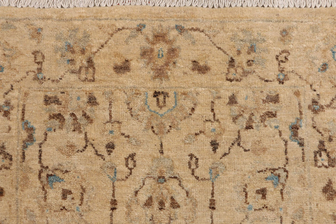 Navajo White Ziegler 2'  6" x 11'  5" - No. QA76900