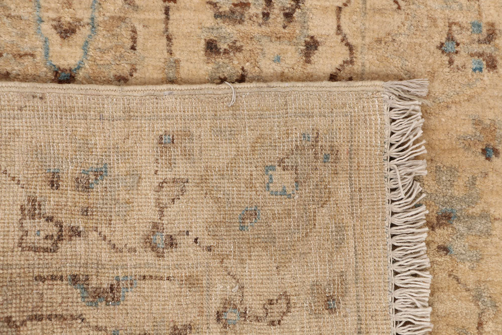 Navajo White Ziegler 2' 6 x 11' 5 - No. 52447 - ALRUG Rug Store