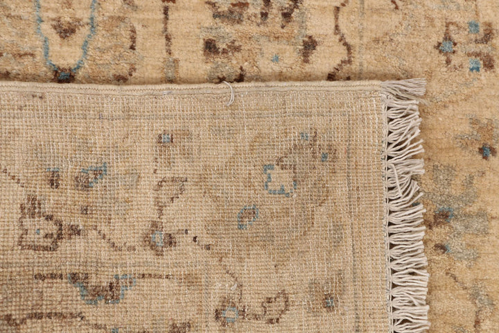 Navajo White Ziegler 2' 6 x 11' 5 - No. 52447 - ALRUG Rug Store