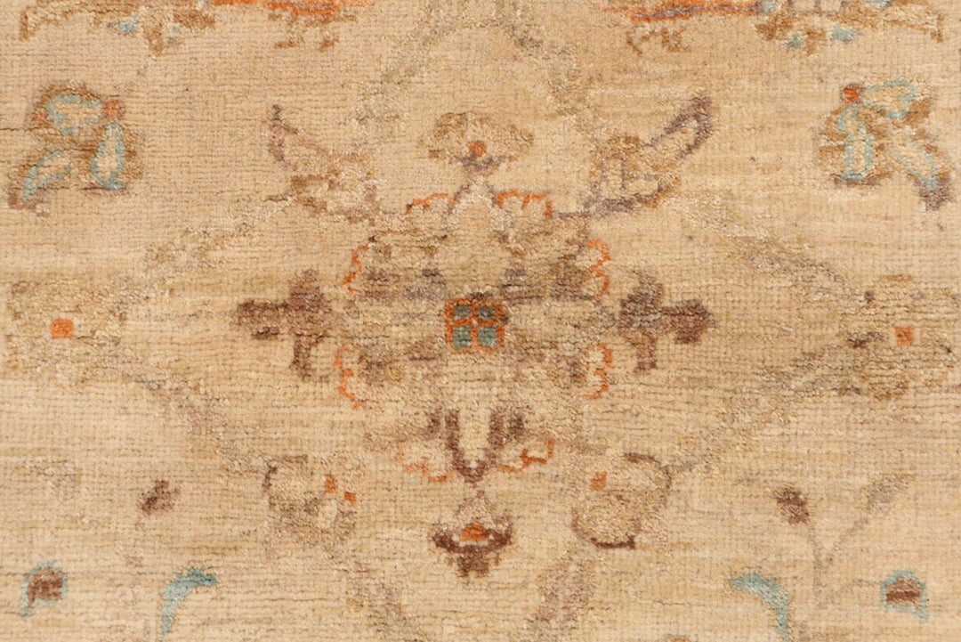 Blanched Almond Oushak 2'  7" x 9'  11" - No. QA66417