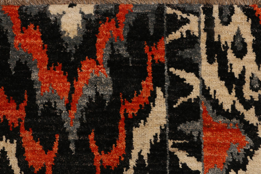 Multi Colored Ikat 2' 7 x 9' 10 - No. 52481 - ALRUG Rug Store