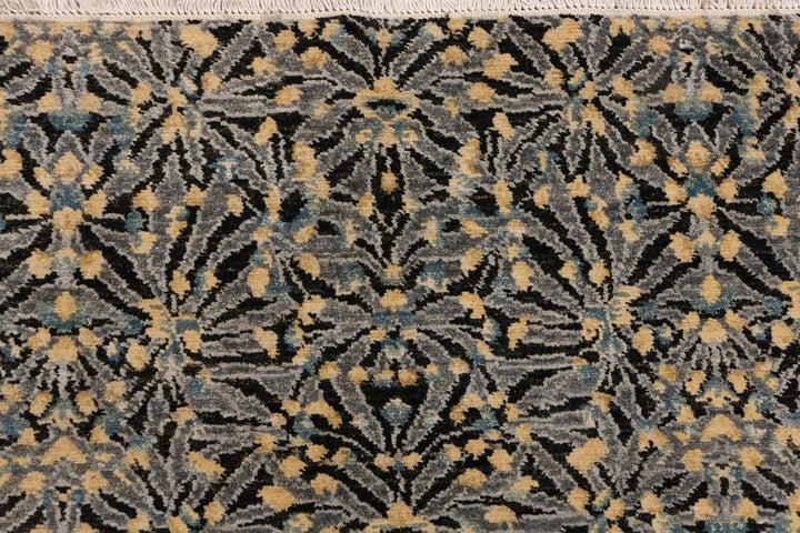 Multi Colored Ikat 6' 5 x 9' 10 - No. 52511 - ALRUG Rug Store