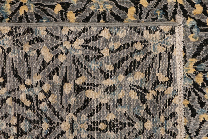 Multi Colored Ikat 6' 5 x 9' 10 - No. 52511 - ALRUG Rug Store