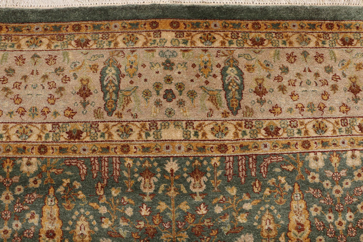 Dark Olive Green Mahal 8' 1 x 9' 11 - No. 52530 - ALRUG Rug Store