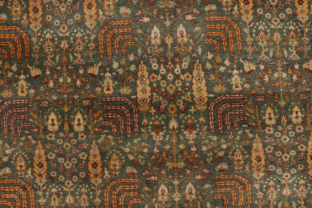 Dark Olive Green Mahal 8' 1 x 9' 11 - No. 52530 - ALRUG Rug Store
