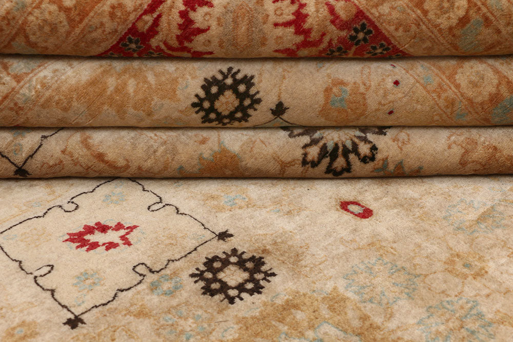 Navajo White Bakhtiar 8' 1 x 10' 3 - No. 52533 - ALRUG Rug Store