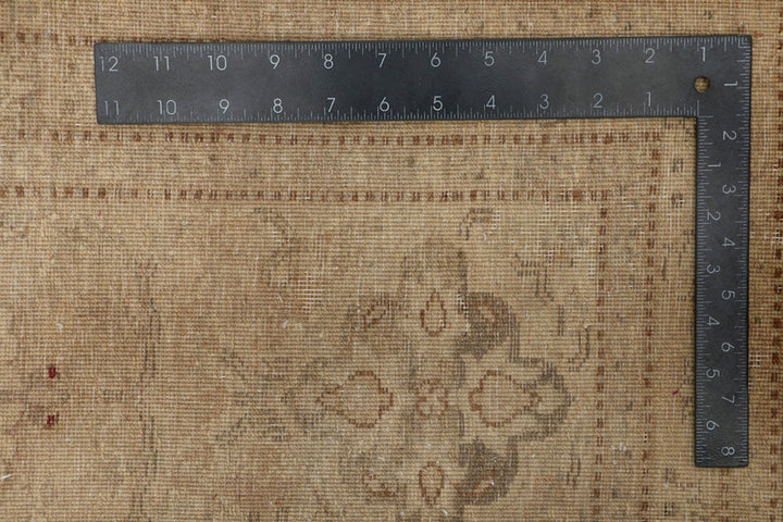 Olive Mahal 8'  3" x 8'  8" - No. QA73550