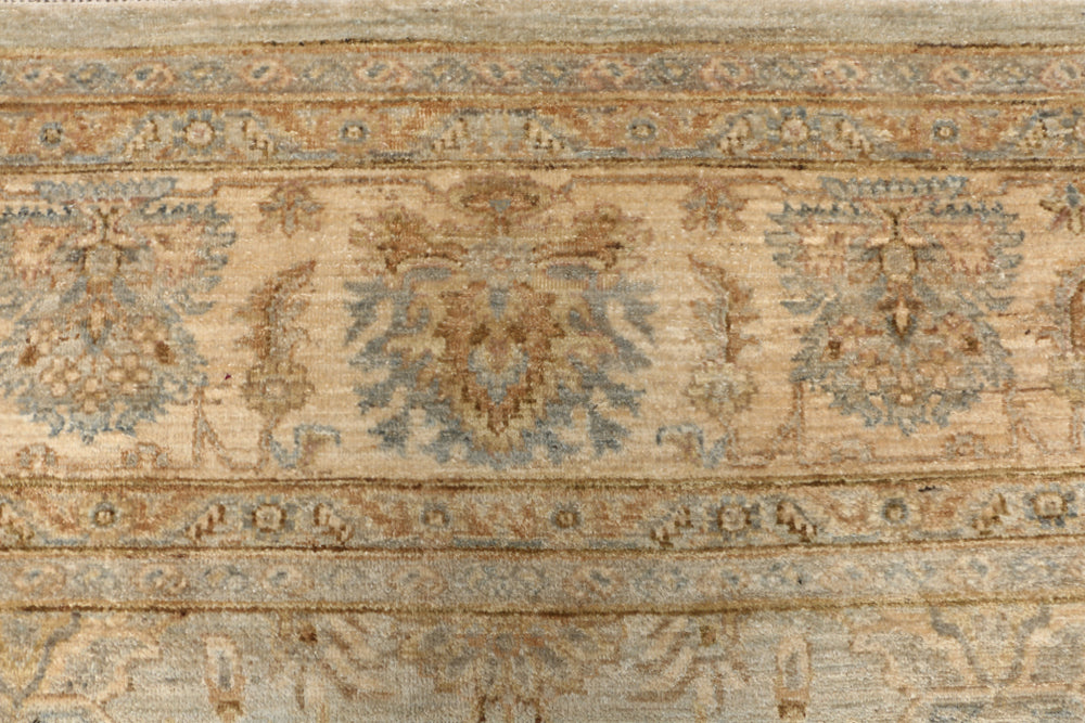 Blanched Almond Ziegler 8' 10 x 11' 11 - No. 52558 - ALRUG Rug Store