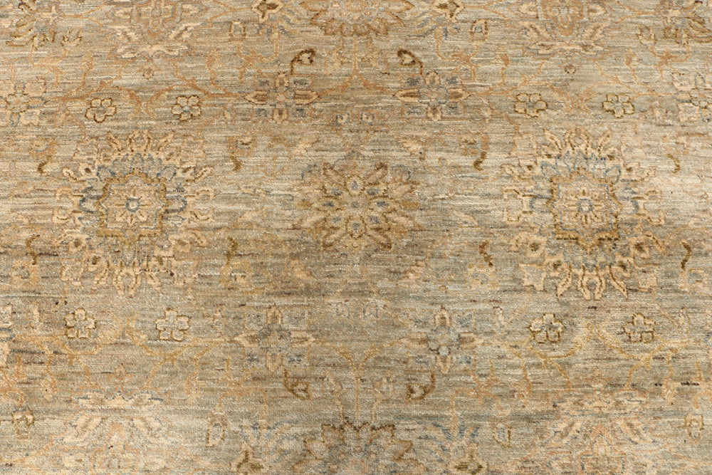 Blanched Almond Ziegler 8' 10 x 11' 11 - No. 52558 - ALRUG Rug Store