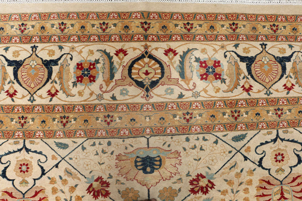 Blanched Almond Mahal 10' 2 x 13' 3 - No. 52586 - ALRUG Rug Store