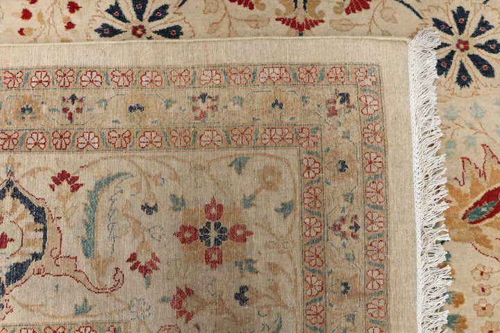 Blanched Almond Mahal 10' 2 x 13' 3 - No. 52586 - ALRUG Rug Store