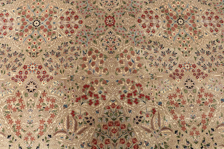 Tan Mahal 10'  2" x 13'  11" - No. QA84039