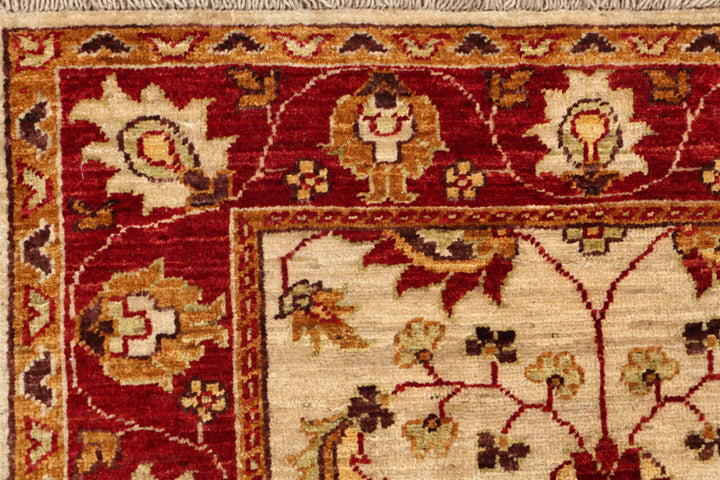 Blanched Almond Ziegler 2' 8 x 9' 11 - No. 53986 - ALRUG Rug Store