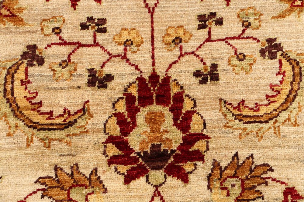 Blanched Almond Ziegler 2' 8 x 9' 11 - No. 53986 - ALRUG Rug Store