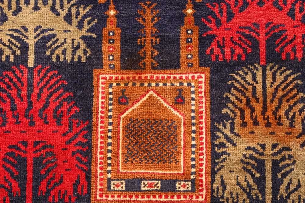 Prayer 2' 8 x 4' 2 - No. 54529 - ALRUG Rug Store