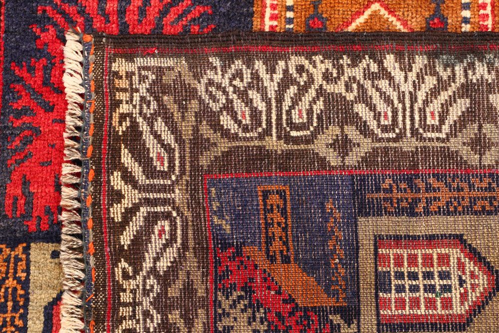 Prayer 2' 8 x 4' 2 - No. 54529 - ALRUG Rug Store