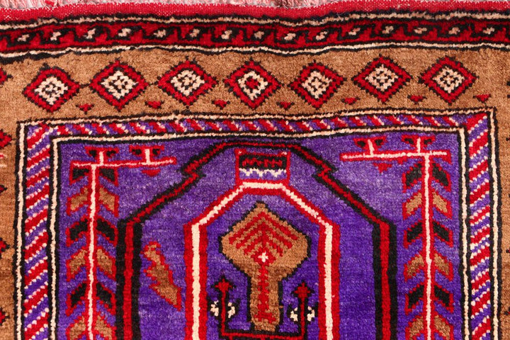 Prayer 2' 8 x 4' 11 - No. 54622 - ALRUG Rug Store