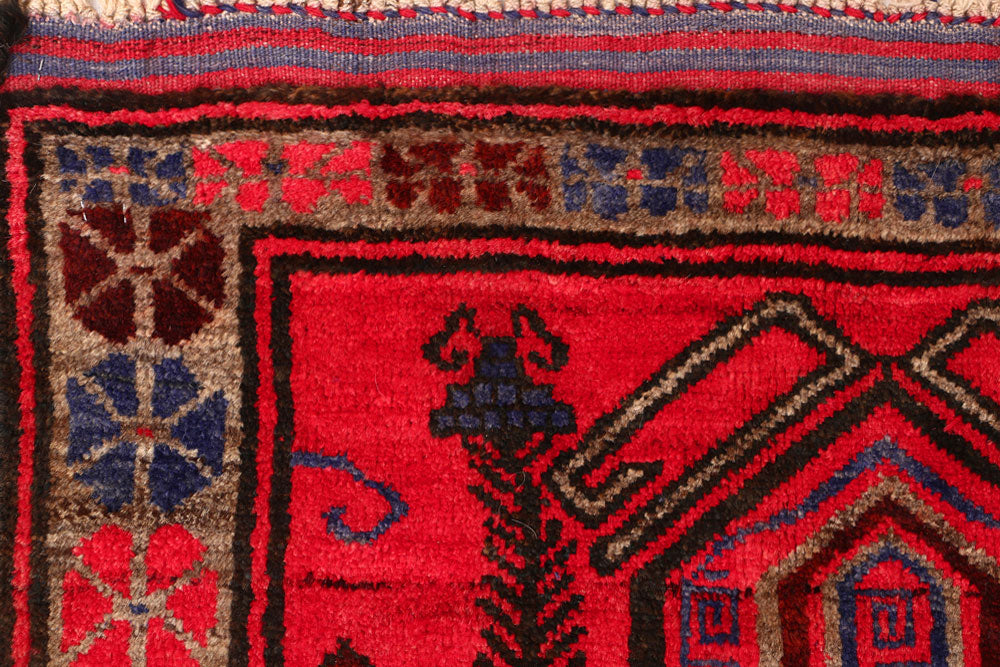 Red Prayer 2' 9 x 4' 3 - No. 54678 - ALRUG Rug Store