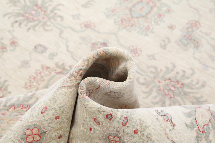 Serenity 7’ 11” x 11’ 7″ - No. AV45164 - ALRUG Rug Store