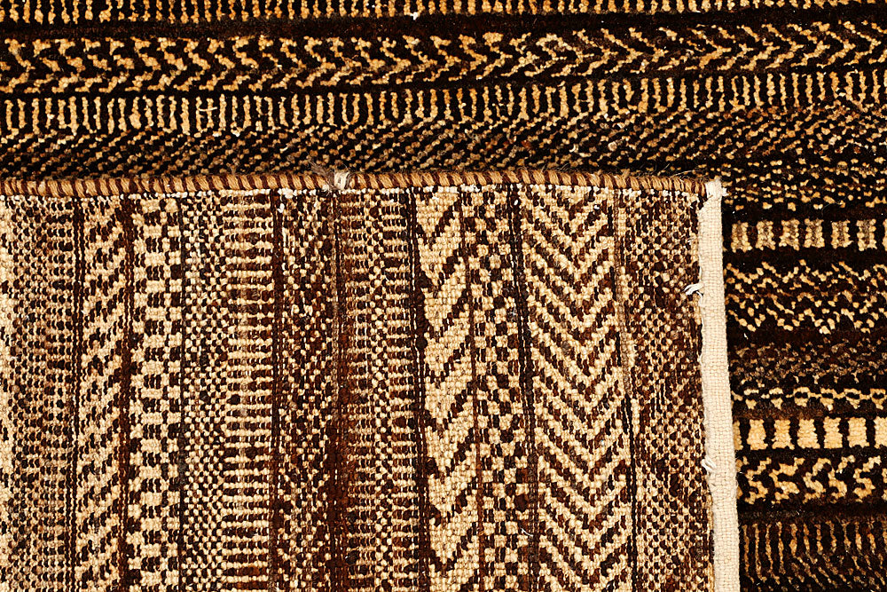 Saddle Brown Gabbeh 6' 6 x 7' 11 - No. 55563 - ALRUG Rug Store