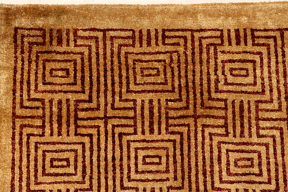 Tan Gabbeh 5' 6 x 8' 2 - No. 55645 - ALRUG Rug Store