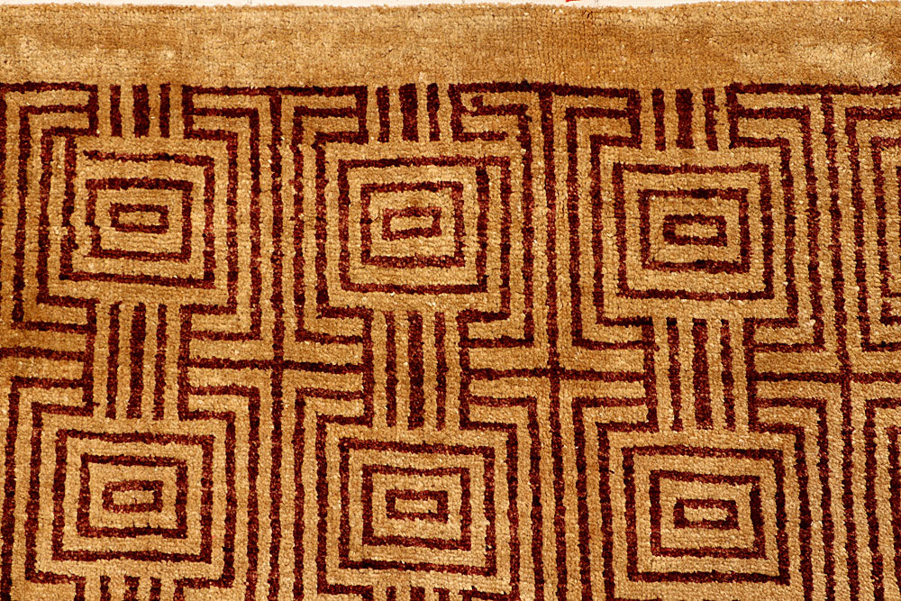 Tan Gabbeh 5' 6 x 8' 2 - No. 55645 - ALRUG Rug Store