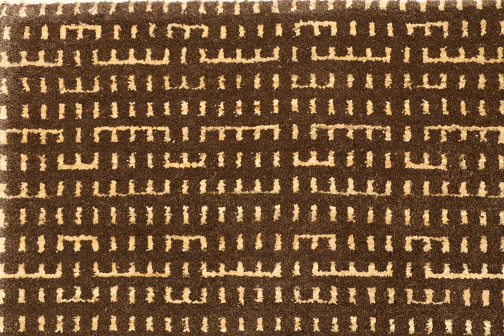 Saddle Brown Gabbeh 5' 7 x 7' 10 - No. 55674 - ALRUG Rug Store