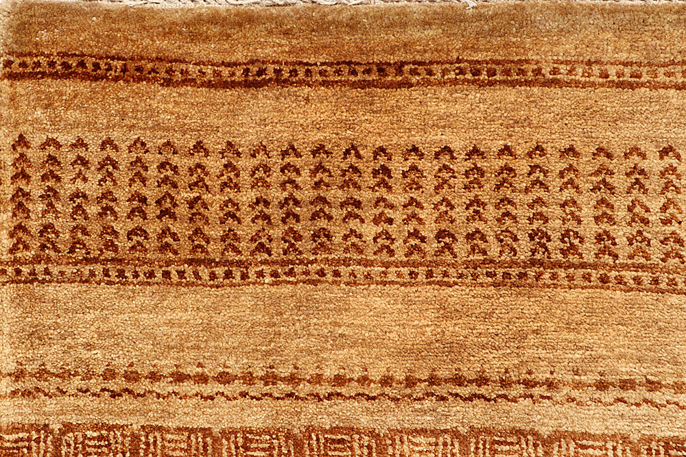 Sandy Brown Gabbeh 4' 7 x 6' 7 - No. 55694 - ALRUG Rug Store