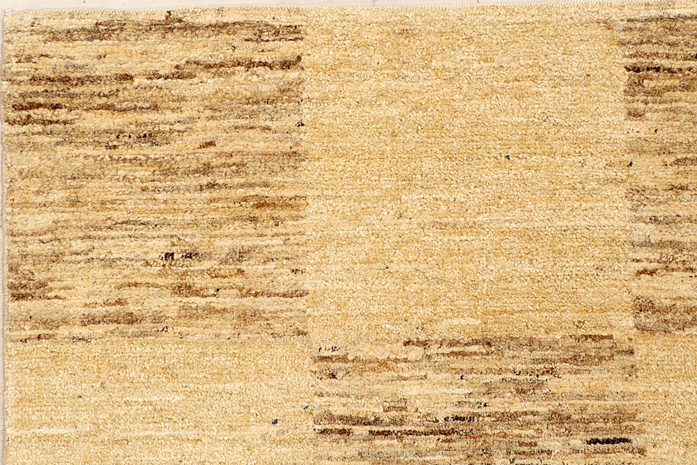 Navajo White Gabbeh 4' 6 x 6' 3 - No. 55711 - ALRUG Rug Store