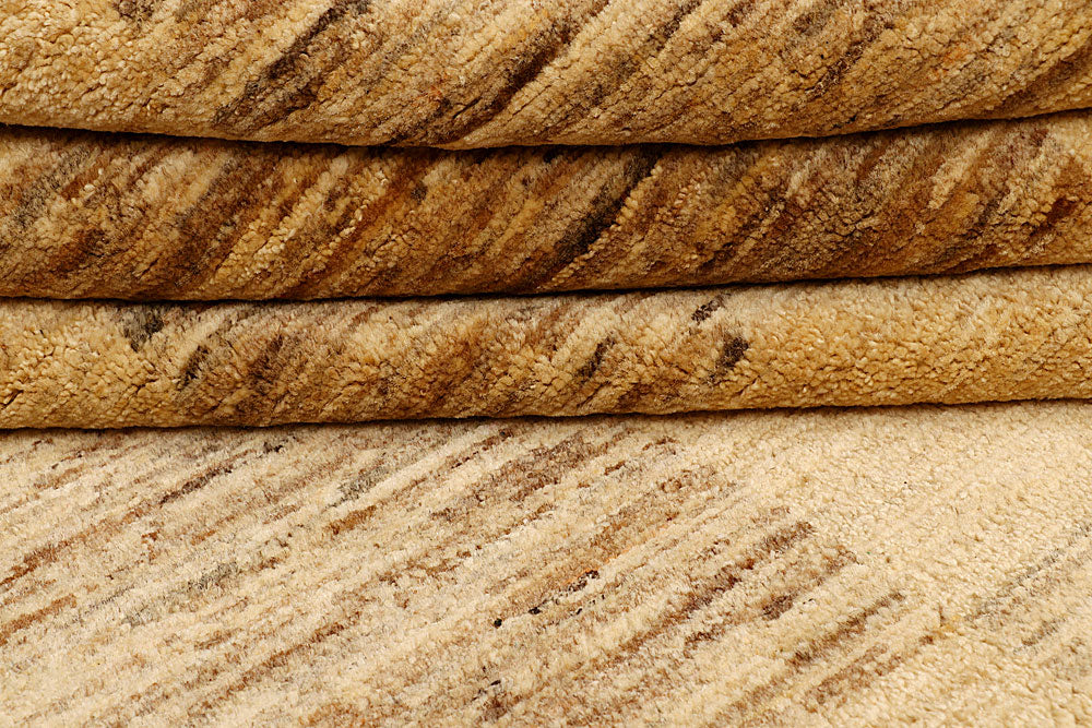 Navajo White Gabbeh 4' 6 x 6' 3 - No. 55711 - ALRUG Rug Store