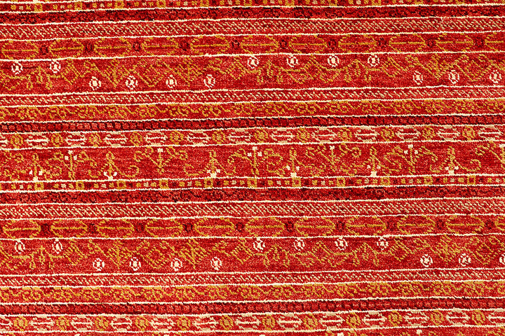 Firebrick Gabbeh 4' 3 x 6' 4 - No. 55718 - ALRUG Rug Store