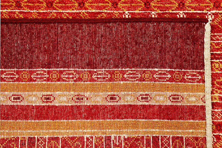 Firebrick Gabbeh 4' 3 x 6' 4 - No. 55718 - ALRUG Rug Store