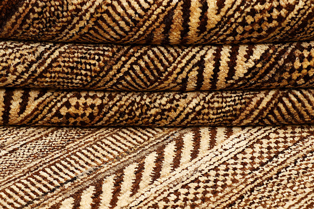 Saddle Brown Gabbeh 4' 7 x 6' 6 - No. 55732 - ALRUG Rug Store