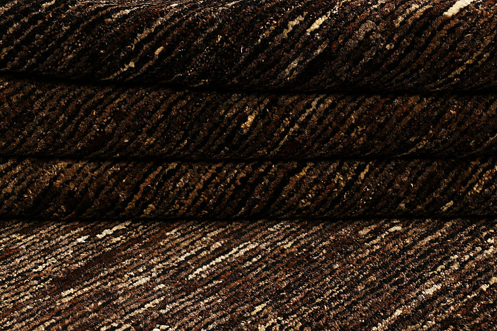 Saddle Brown Gabbeh 5' 1 x 5' 10 - No. 55735 - ALRUG Rug Store